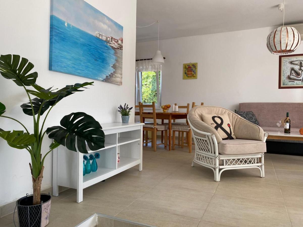 Apartment Lavanda Molat Bagian luar foto
