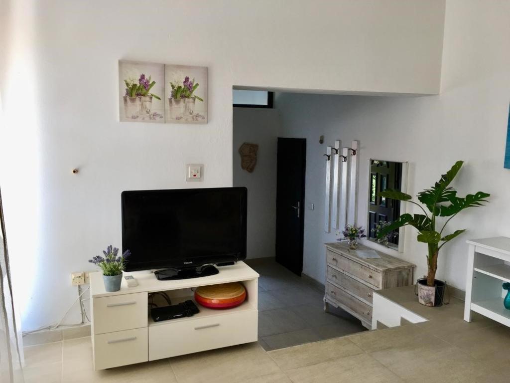 Apartment Lavanda Molat Bagian luar foto