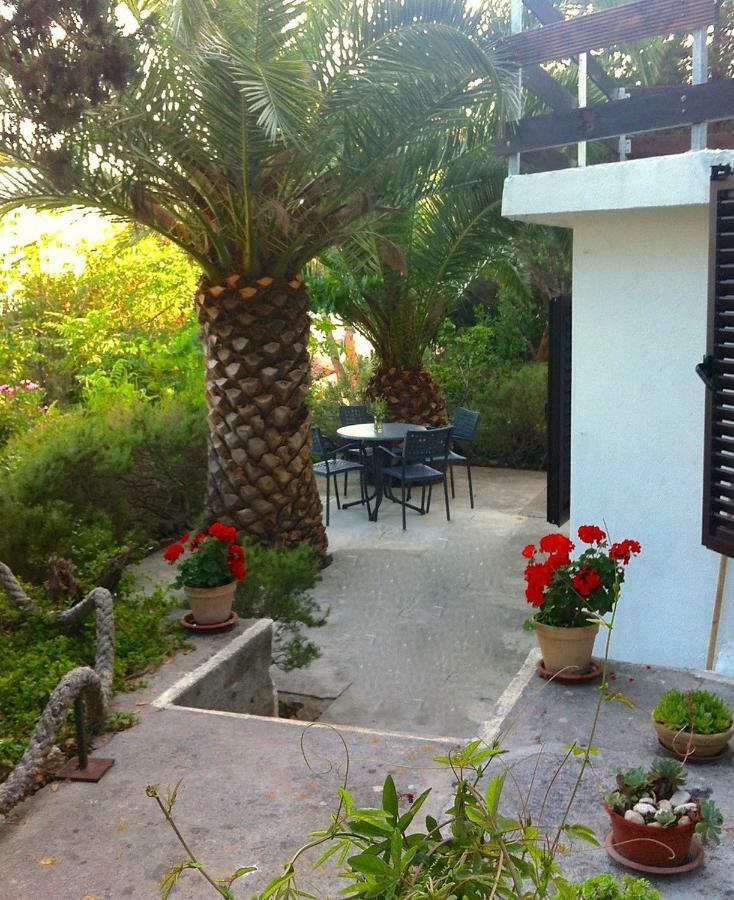 Apartment Lavanda Molat Bagian luar foto