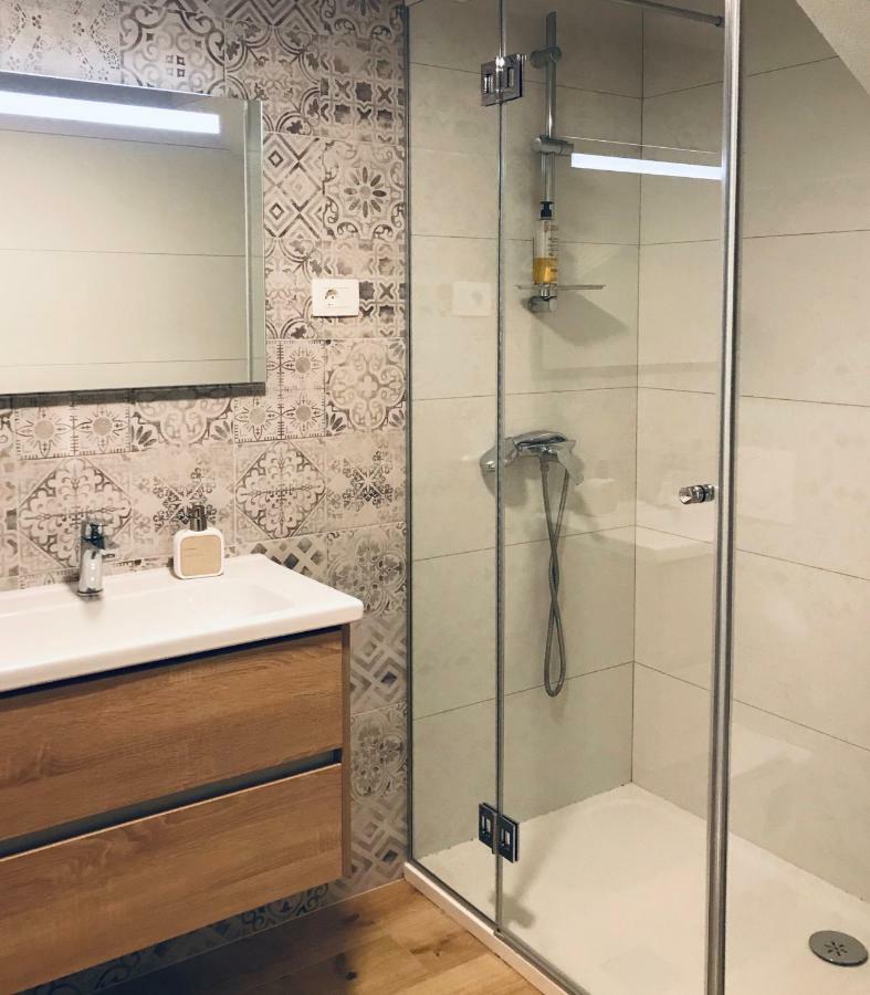 Apartment Lavanda Molat Bagian luar foto